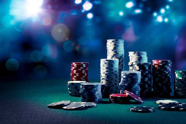hujantoto link mobile app interface showing live dealer tables